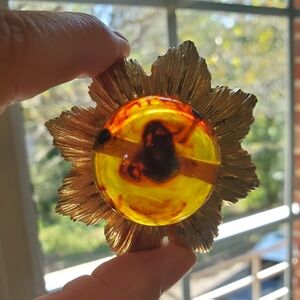 MCM Accessocraft NYC Acrylic Amber And Gold Brooch